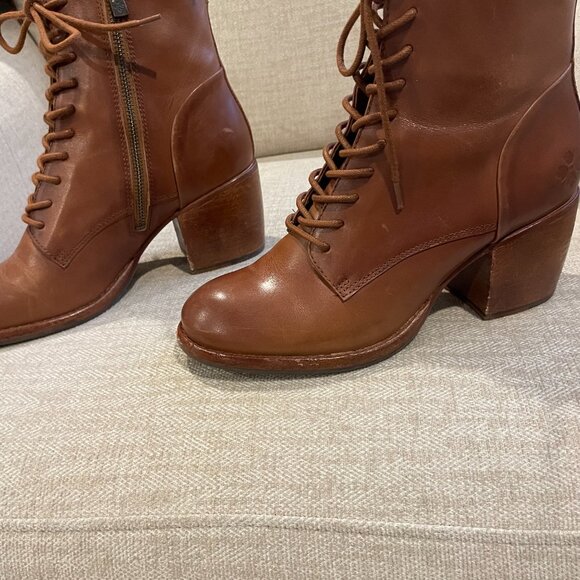 Patricia Nash- Sicily Brown Ankle Boot - Picture 3 of 9
